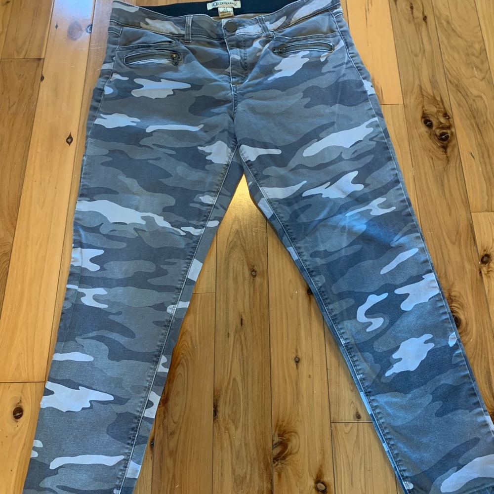 Democracy Gray Skinny Jeans Urban Style camouflage